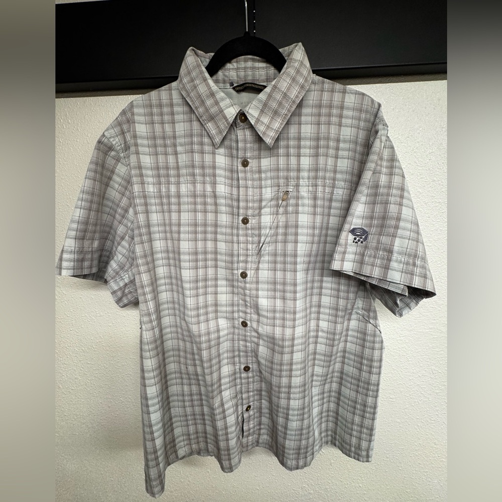 MOUNTAIN HARDWEAR Canyon Shirt - Good Condition- Men’s L